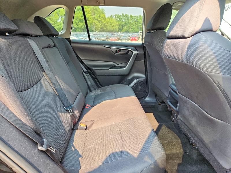 2021 TOYOTA RAV4 LE 11
