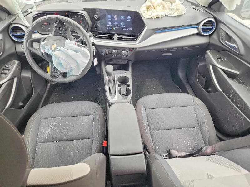 2024 CHEVROLET TRAX LS 8
