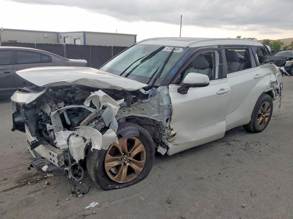 2023 TOYOTA HIGHLANDER HYBRID BRONZE EDITION - 1