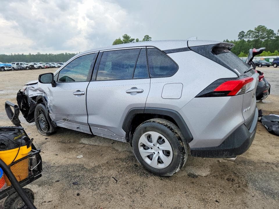 2024 TOYOTA RAV4 LE 2
