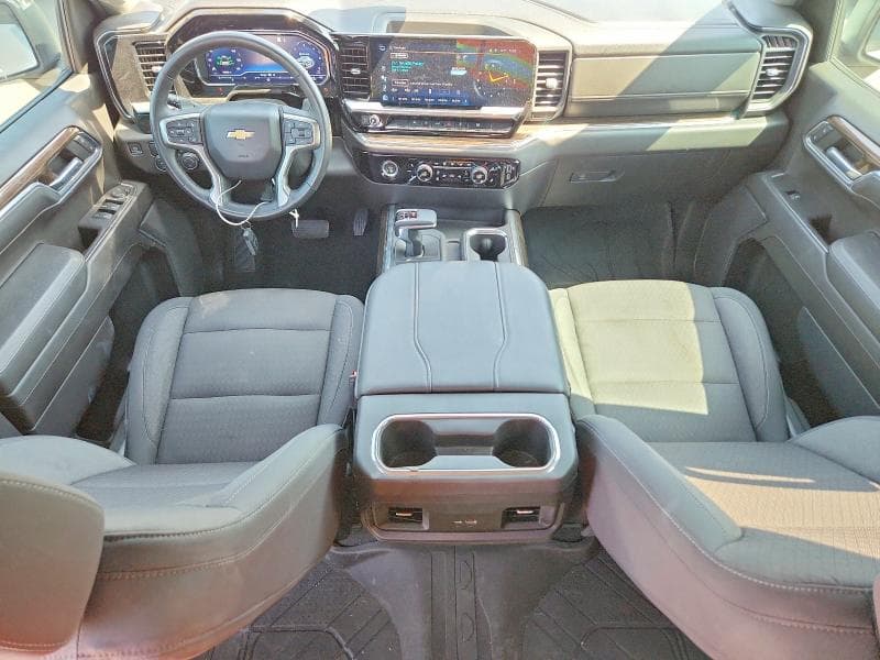 2023 CHEVROLET SILVERADO C1500 LT 8