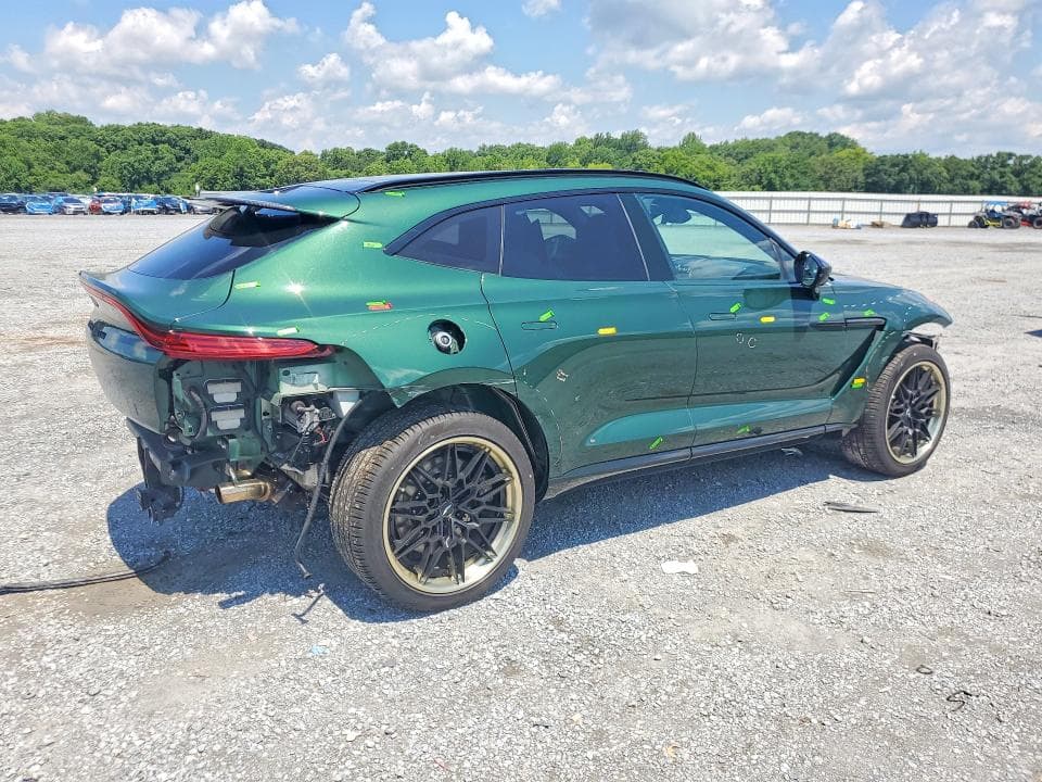 2021 ASTON MARTIN DBX 3