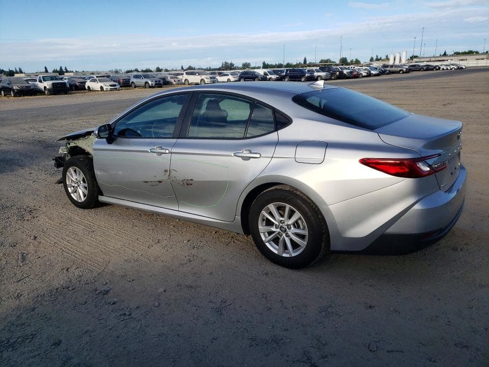 2025 TOYOTA CAMRY LE 2