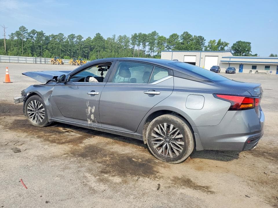 2023 NISSAN ALTIMA SV 2