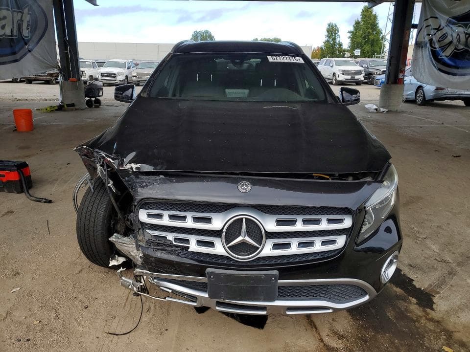 2018 MERCEDES-BENZ GLA 250 4MATIC 5