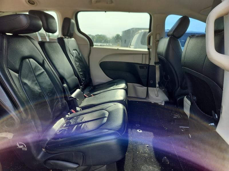 2017 CHRYSLER PACIFICA TOURING L 10