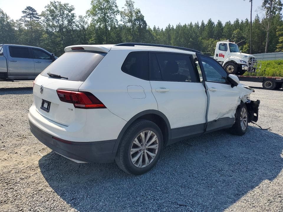 2018 VOLKSWAGEN TIGUAN S 3