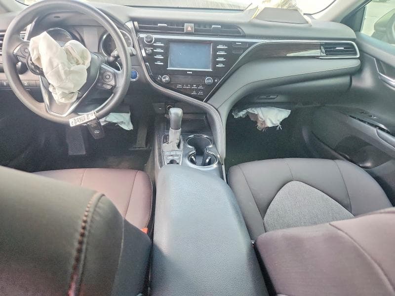 2020 TOYOTA CAMRY LE 8