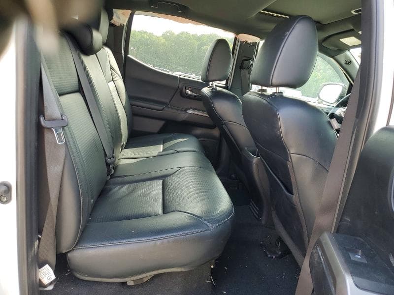 2021 TOYOTA TACOMA LIMITED 10
