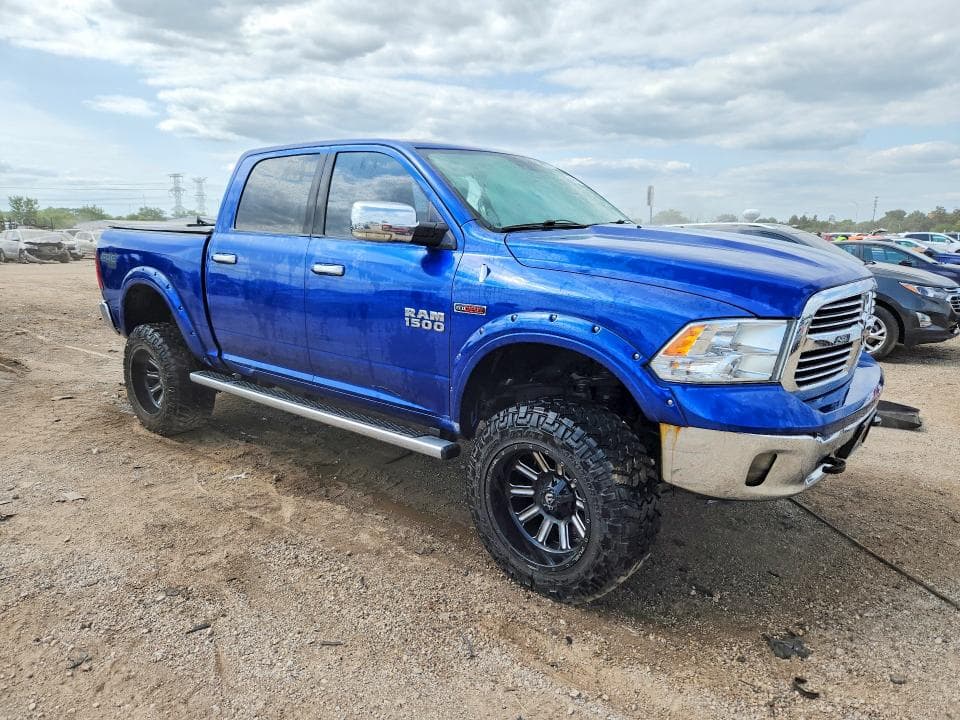 2017 RAM 1500 SLT 4