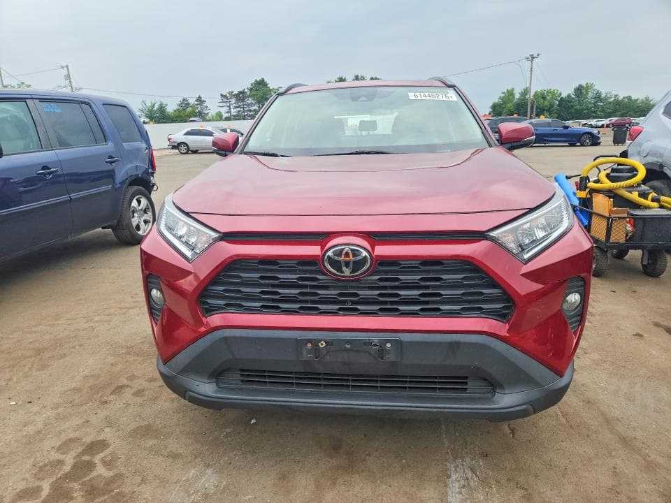 2021 TOYOTA RAV4 XLE 5
