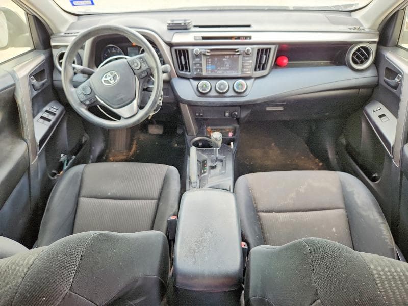 2018 TOYOTA RAV4 LE 8