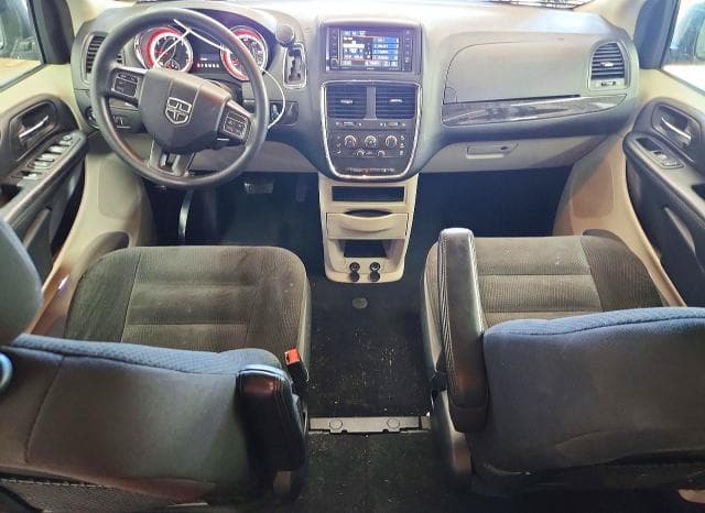 2019 DODGE GRAND CARAVAN SE 8