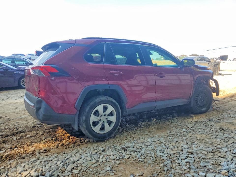 2021 TOYOTA RAV4 LE 3