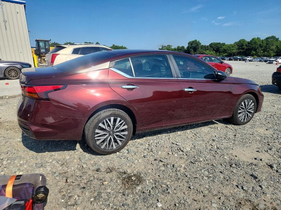 2024 NISSAN ALTIMA SV 3