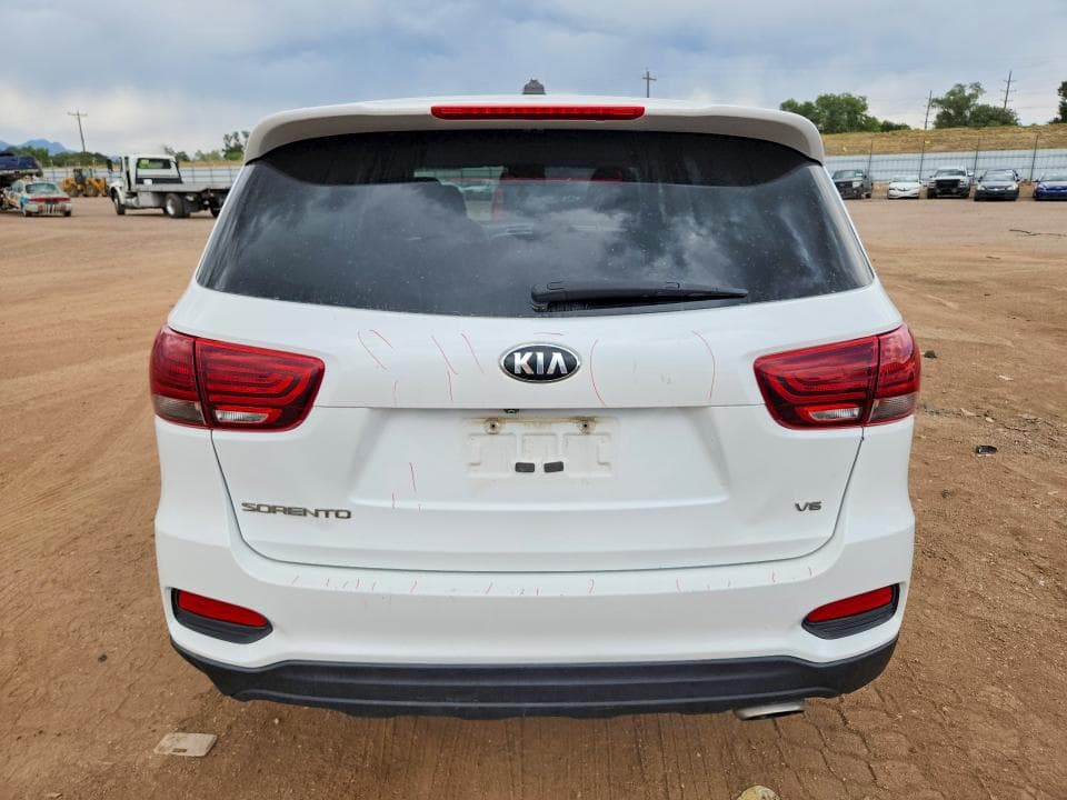 2019 KIA SORENTO LX V6 6