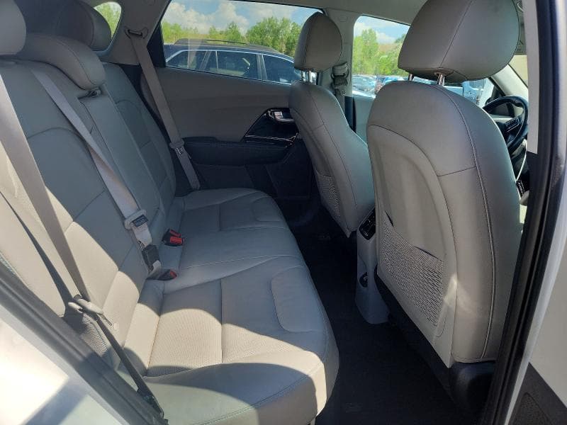 2019 KIA NIRO EX PREMIUM 11