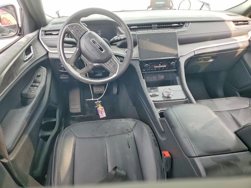 2025 JEEP GRAND CHEROKEE L LIMITED 8
