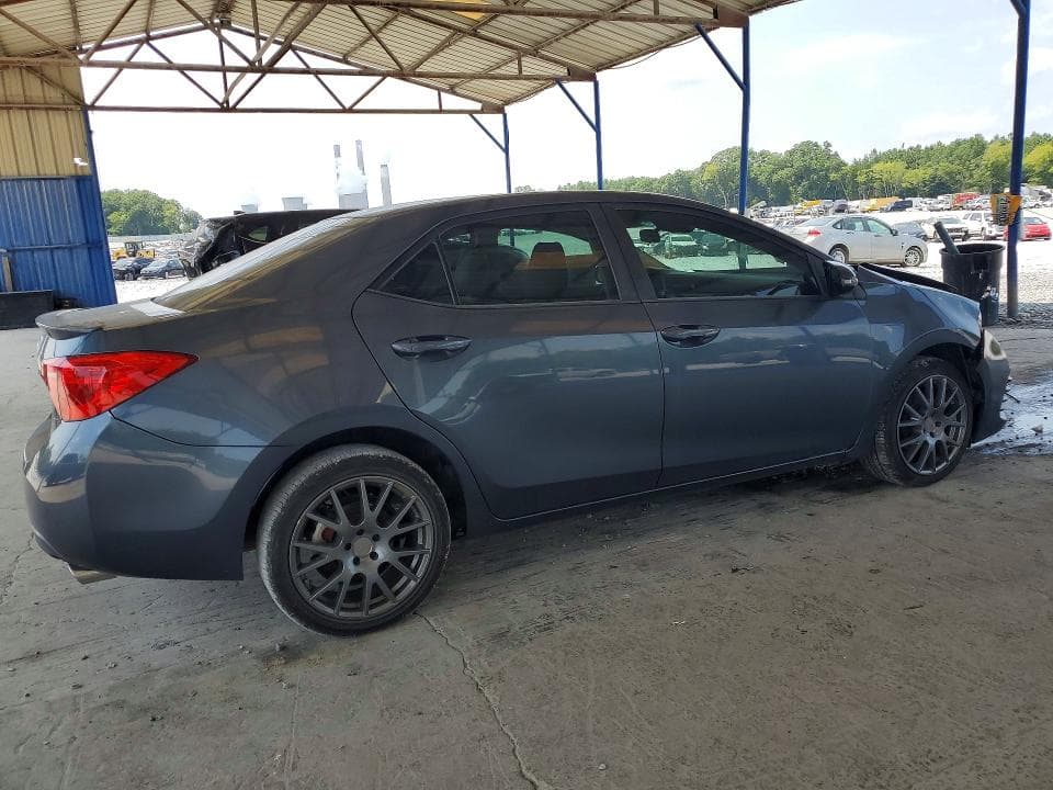 2018 TOYOTA COROLLA SE 3