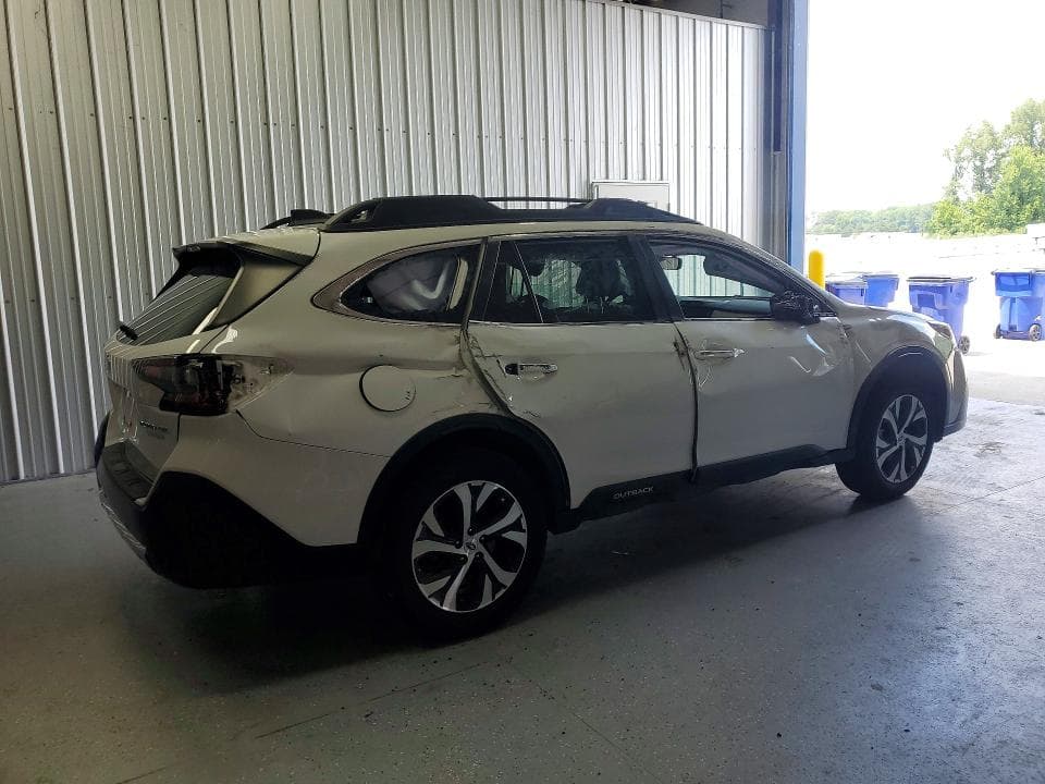 2022 SUBARU OUTBACK LIMITED 3