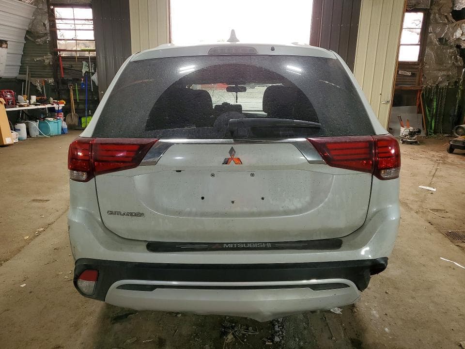 2020 MITSUBISHI OUTLANDER SE 6