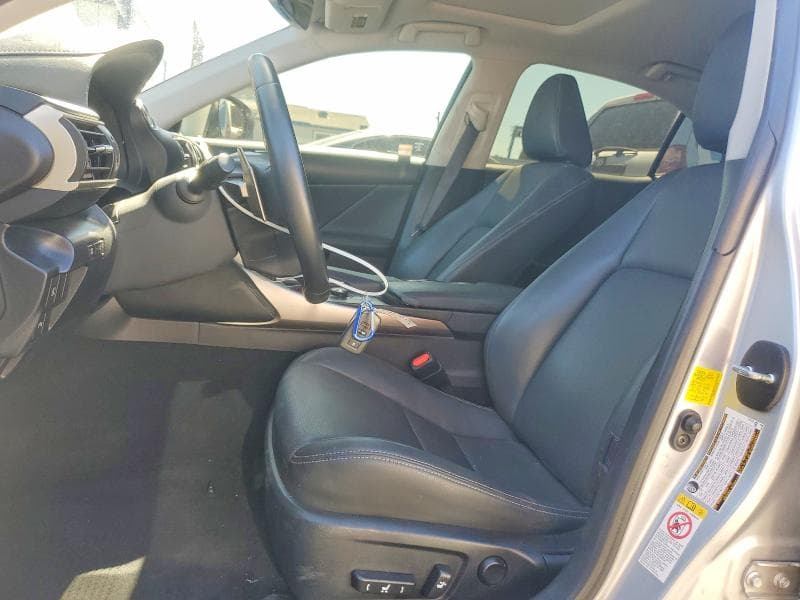 2017 LEXUS IS 200T 7