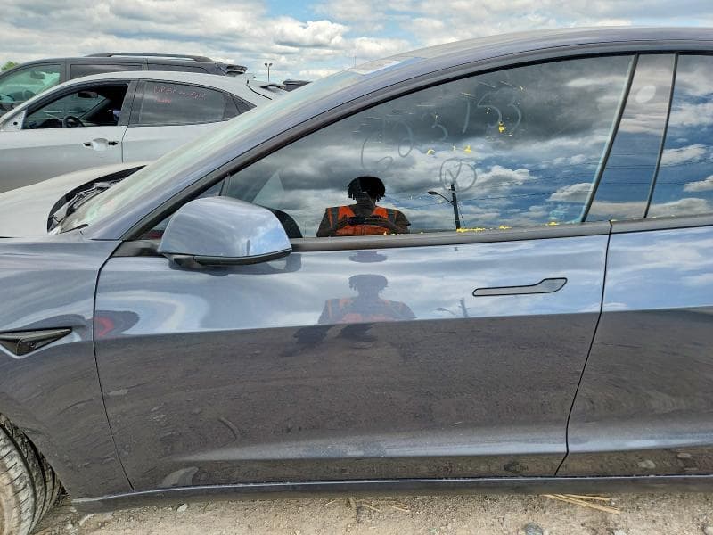 2023 TESLA MODEL 3 7