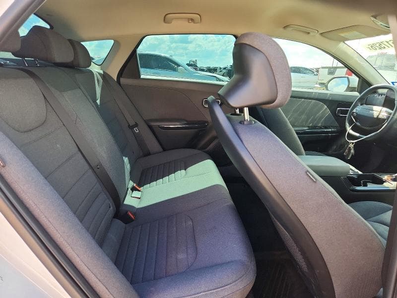 2025 KIA K4 EX 10
