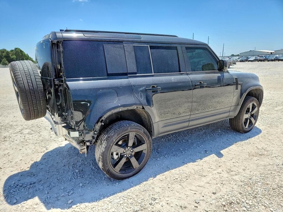 2026 LAND ROVER DEFENDER 110 S 3
