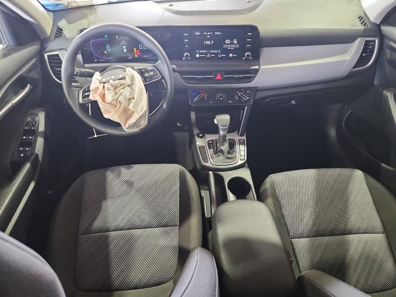 2025 KIA SELTOS LX 8