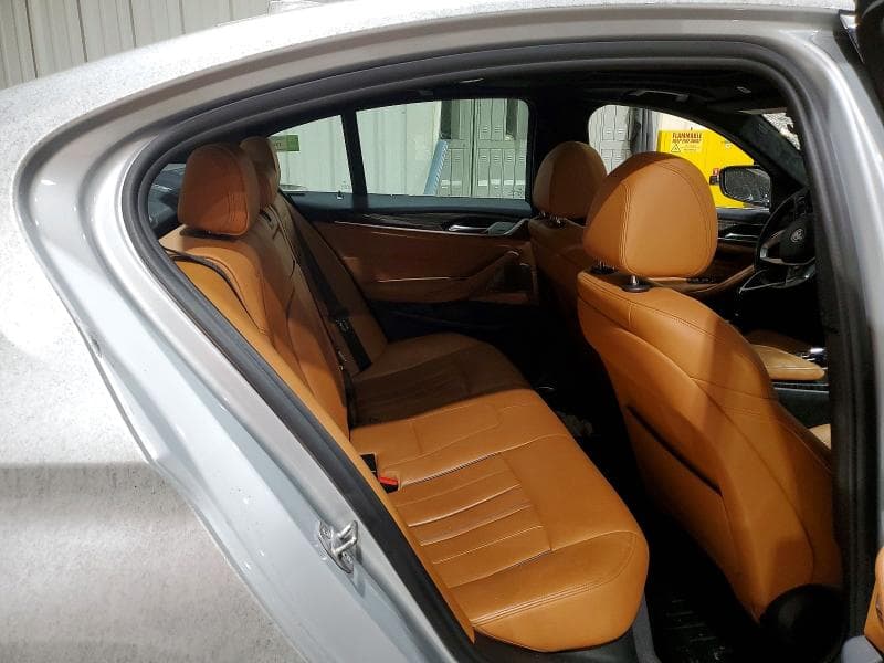 2018 BMW 540 XI 10