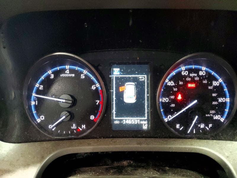 2017 TOYOTA RAV4 LE 9