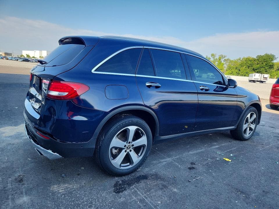 2018 MERCEDES-BENZ GLC 300 3