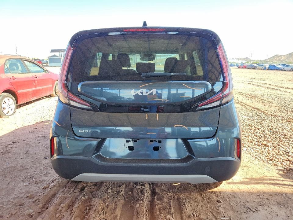 2023 KIA SOUL LX 6
