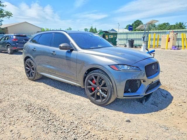 2019 JAGUAR F-PACE SVR 4