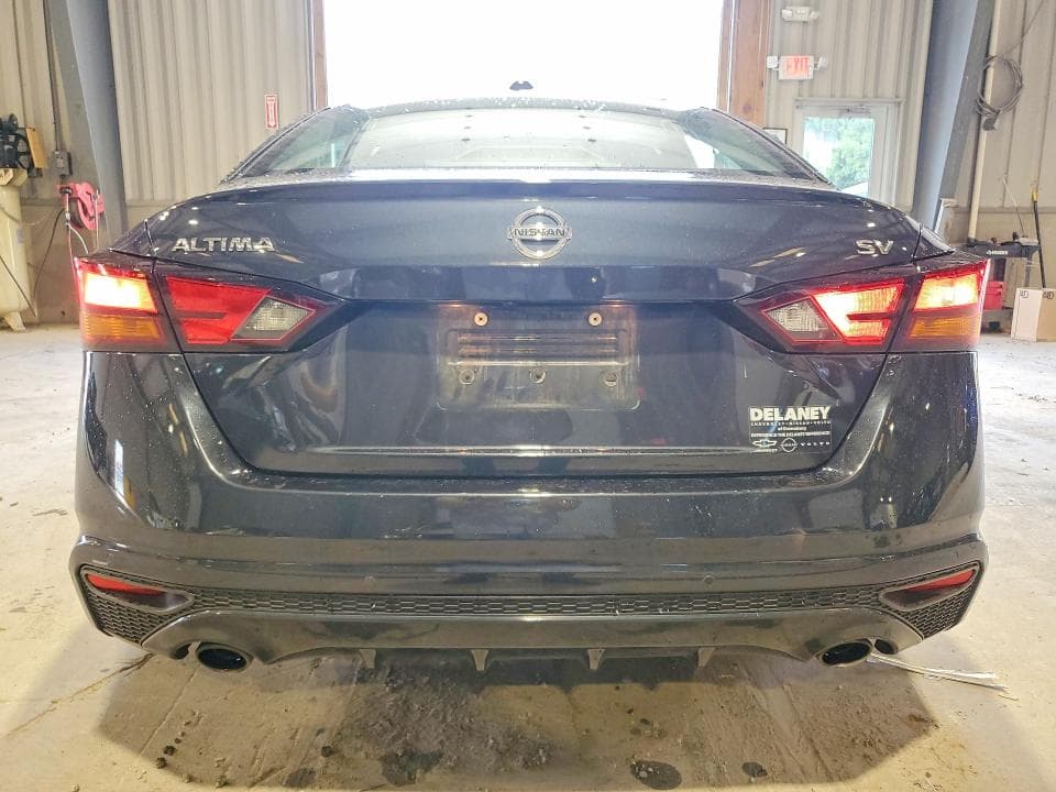 2019 NISSAN ALTIMA SV 6