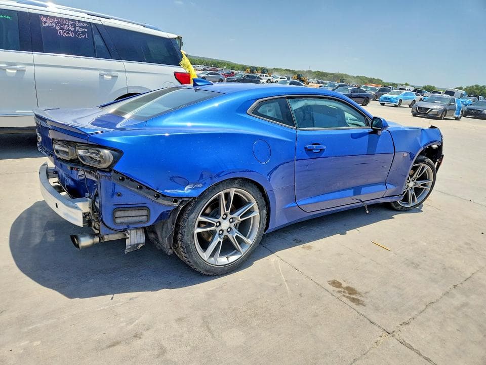 2019 CHEVROLET CAMARO 3