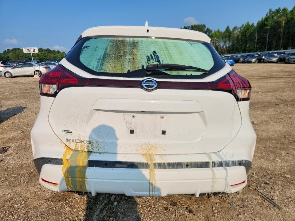 2021 NISSAN KICKS S 6