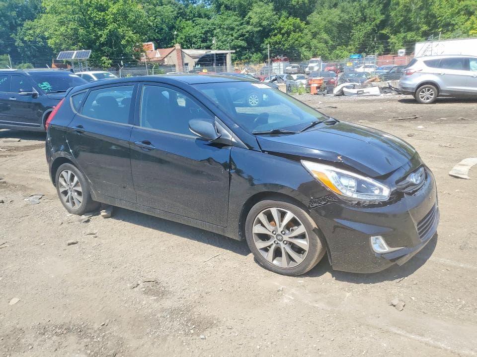 2017 HYUNDAI ACCENT SPORT 4