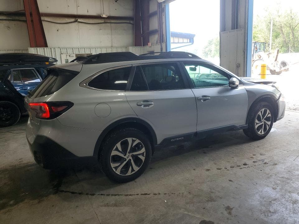 2020 SUBARU OUTBACK LIMITED 3