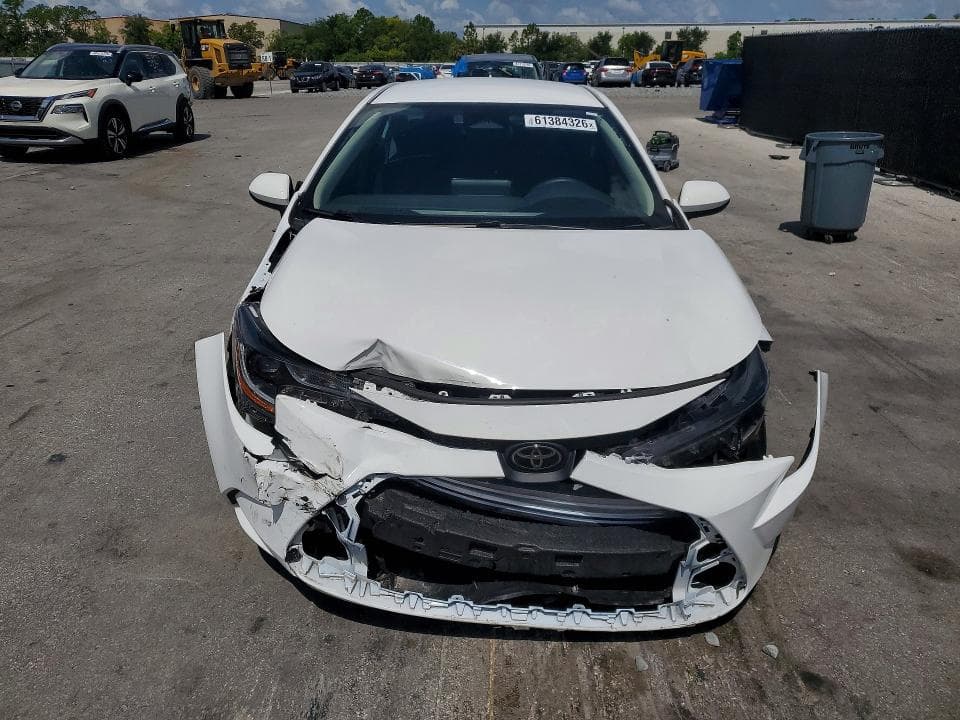 2024 TOYOTA COROLLA LE 5
