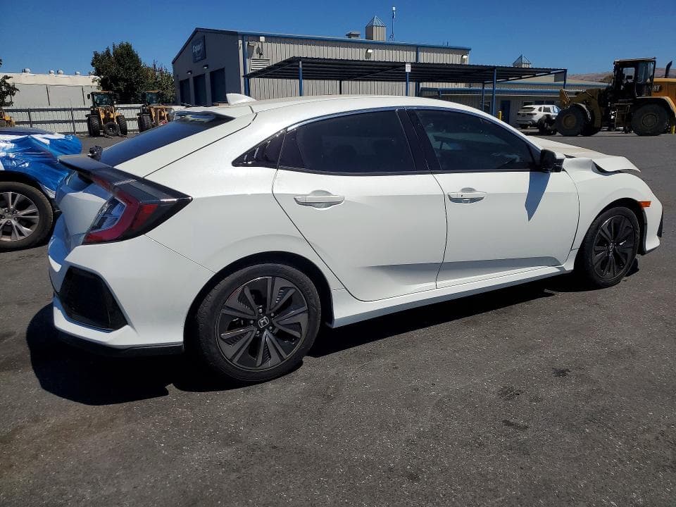 2017 HONDA CIVIC EX 3