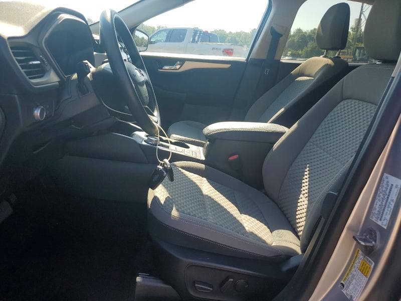 2020 FORD ESCAPE SE 7