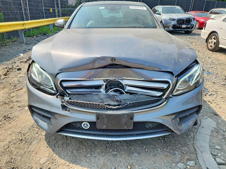 2017 MERCEDES-BENZ E 300 4MATIC 5