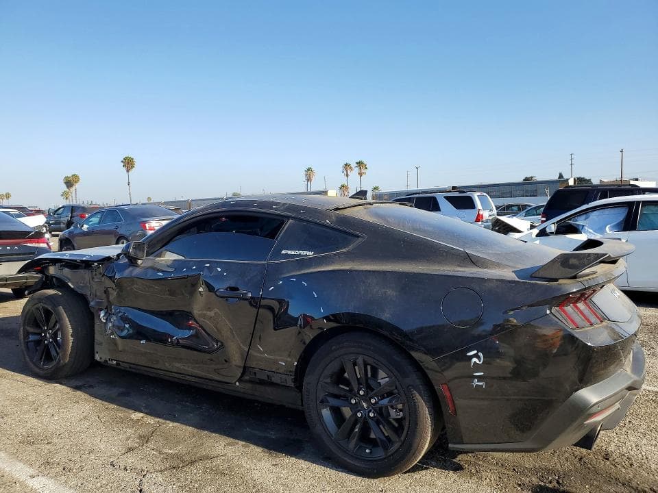 2025 FORD MUSTANG GT 2