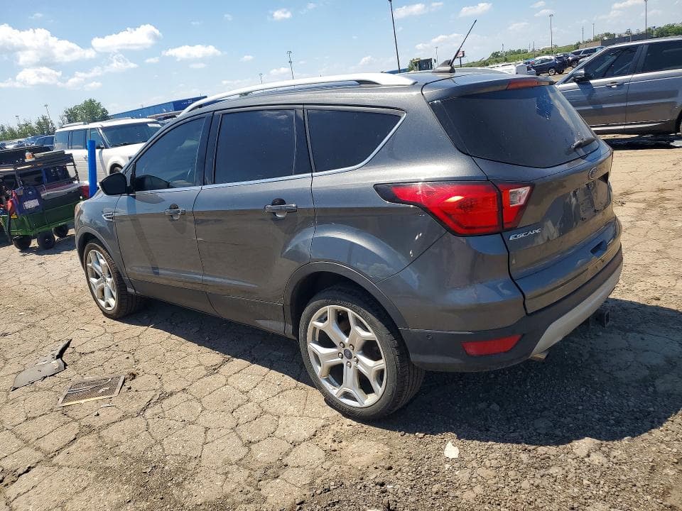 2019 FORD ESCAPE TITANIUM 2