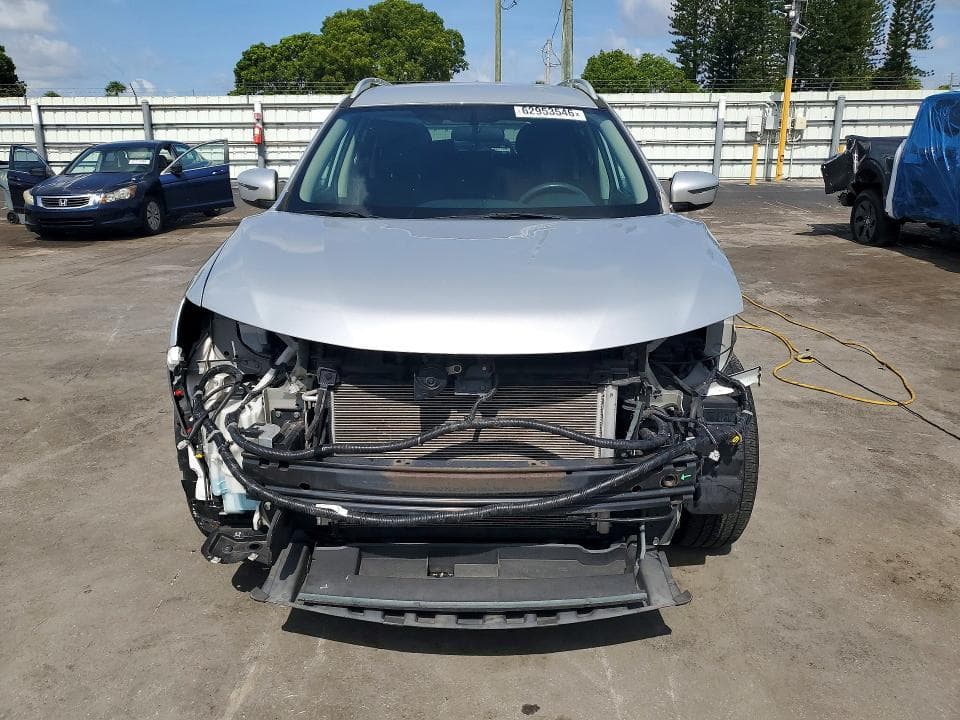 2017 NISSAN ROGUE SV 5