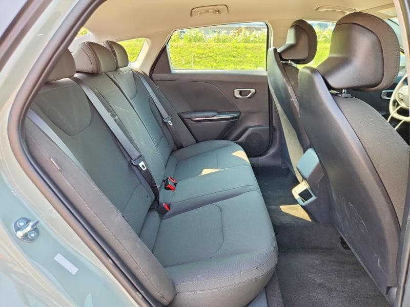 2026 KIA K4 LXS 10