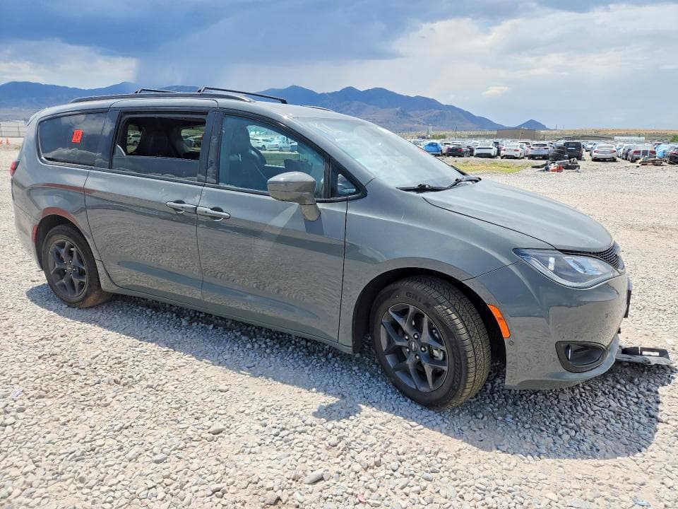 2020 CHRYSLER PACIFICA TOURING L PLUS 4