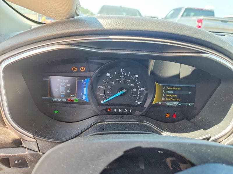 2019 FORD FUSION SE 9